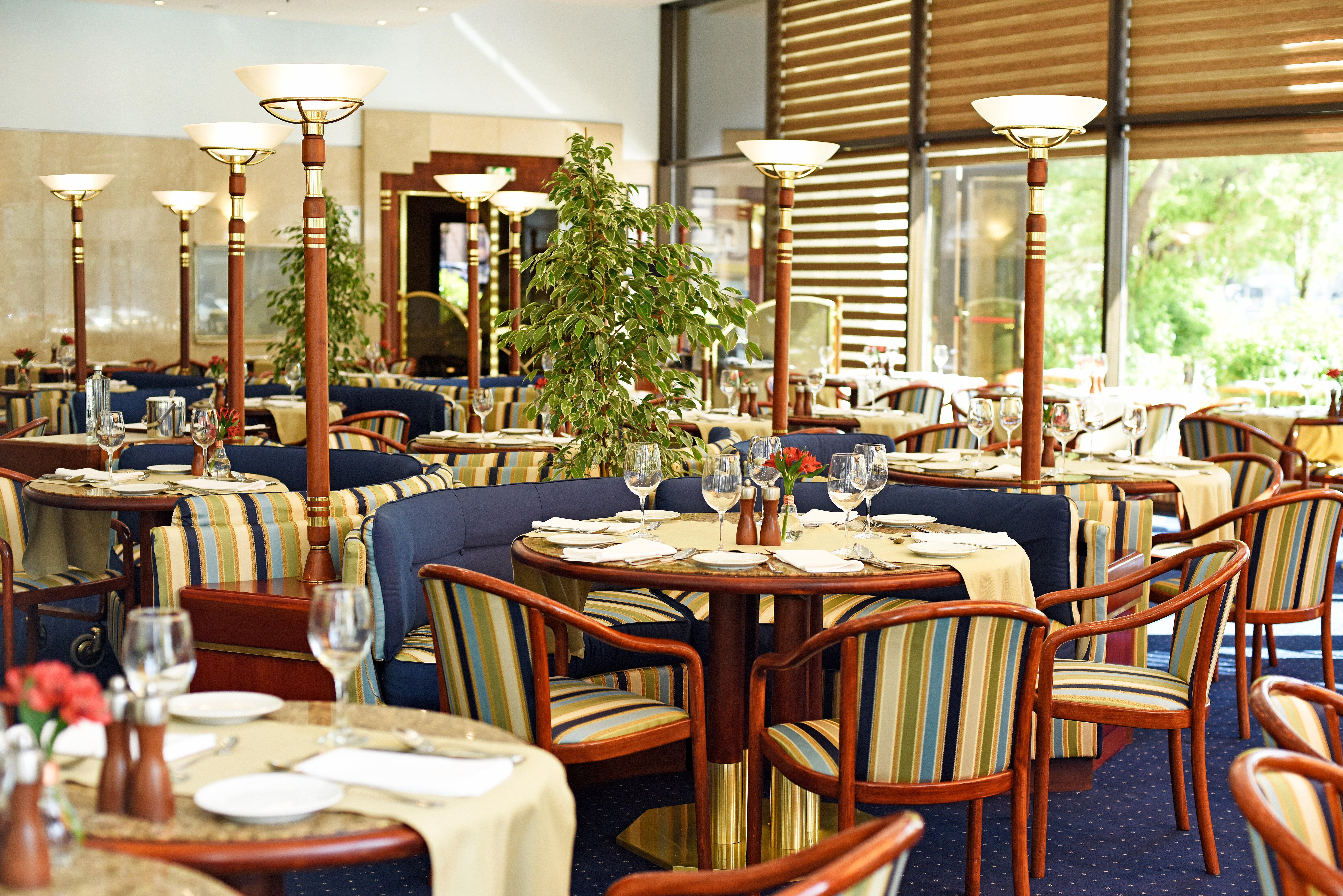Grand Hotel Bucureşti Exterior foto Restaurant