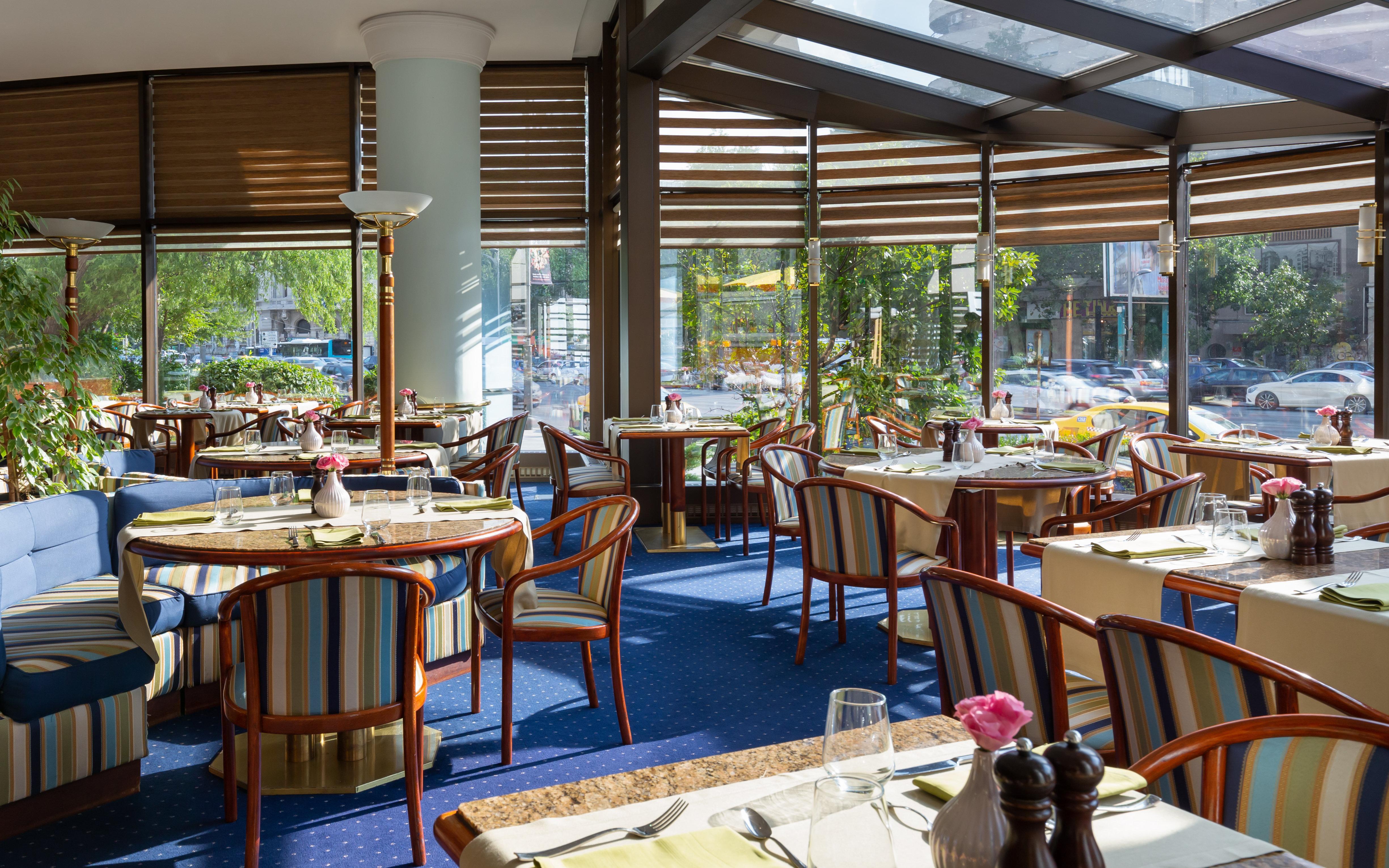 Grand Hotel Bucureşti Exterior foto Restaurant