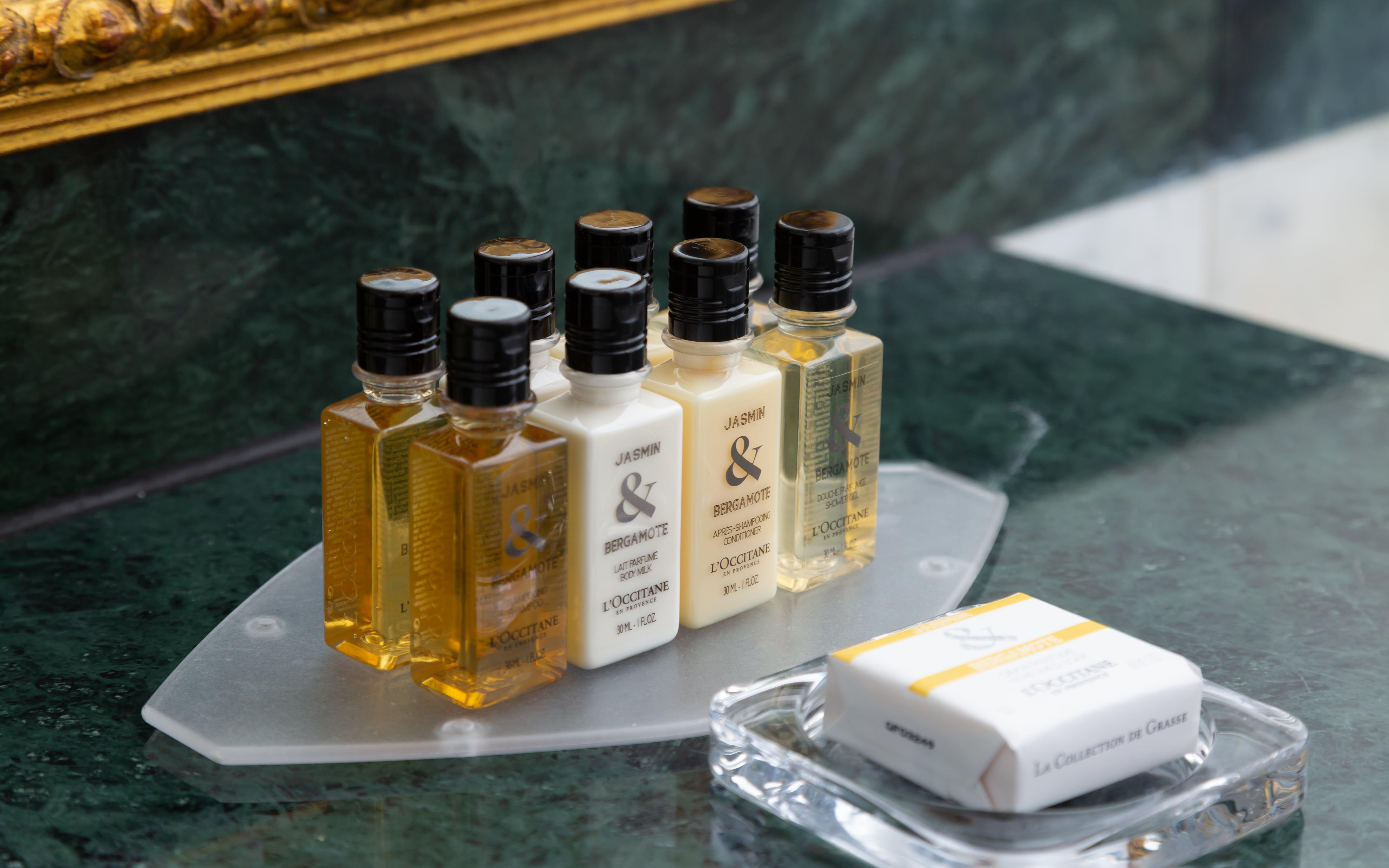 Grand Hotel Bucureşti Exterior foto Soap and shampoo