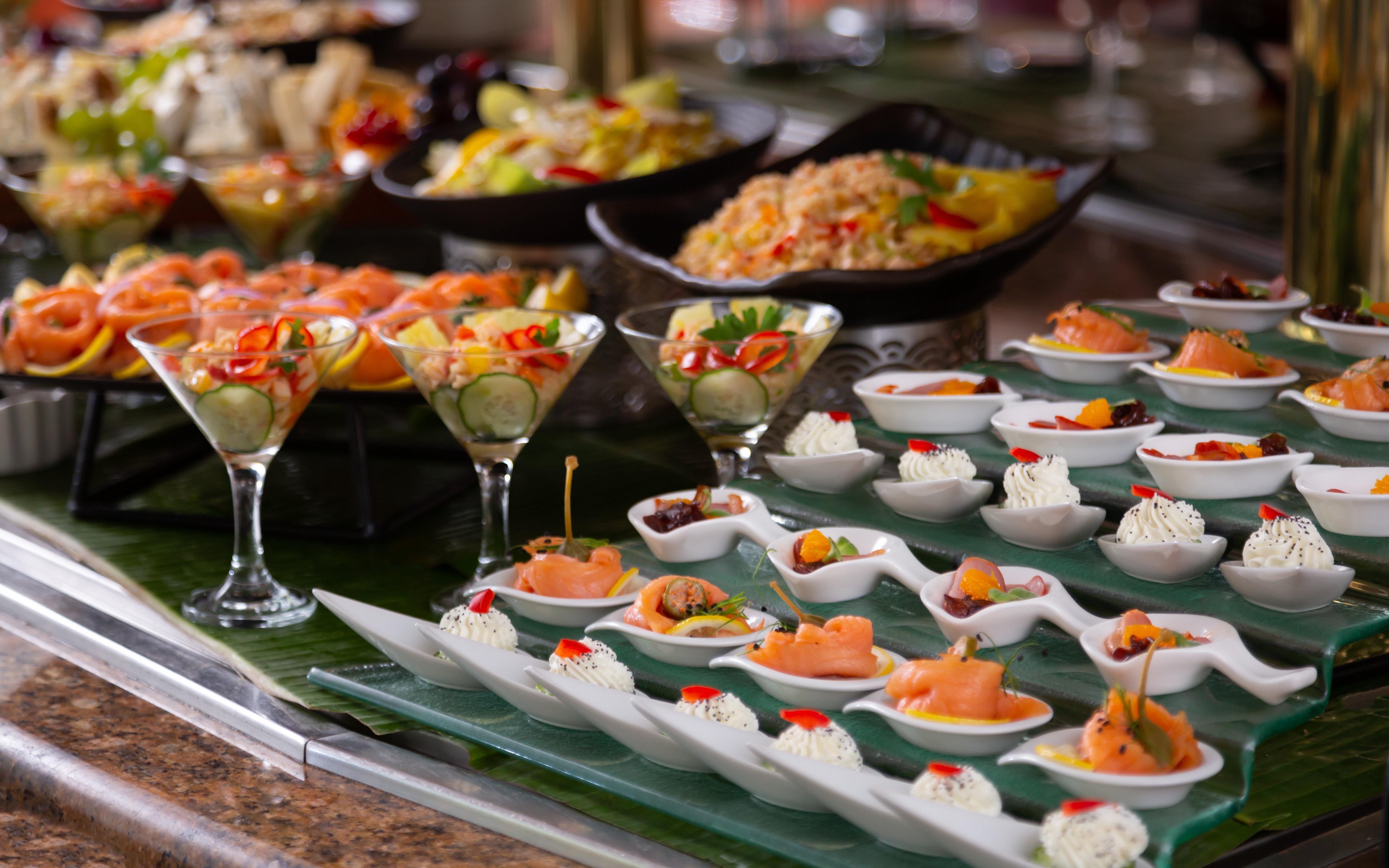 Grand Hotel Bucureşti Exterior foto A buffet of hors d'oeuvres